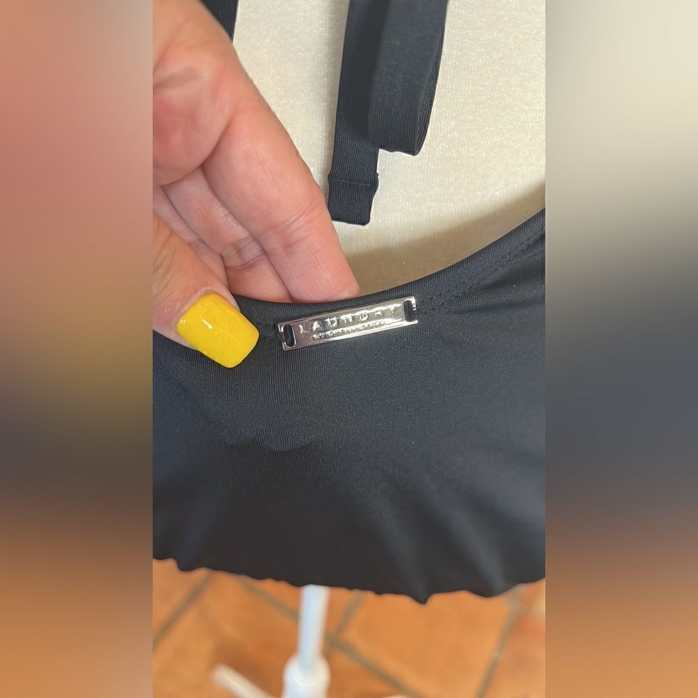 Laundry by Shelli Segal side cross-cross detail one-piece swimsuit, L! - Picture 6 of 9